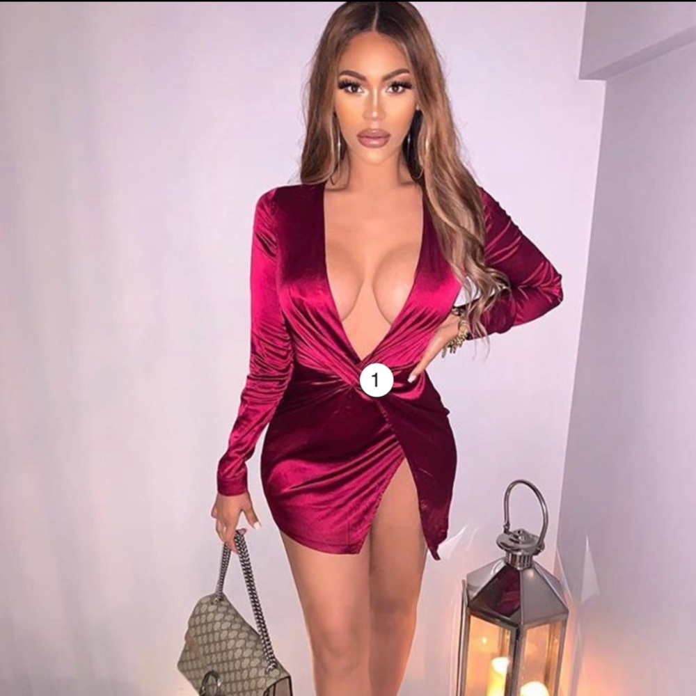 Fashion nova sugar free dress burgundy